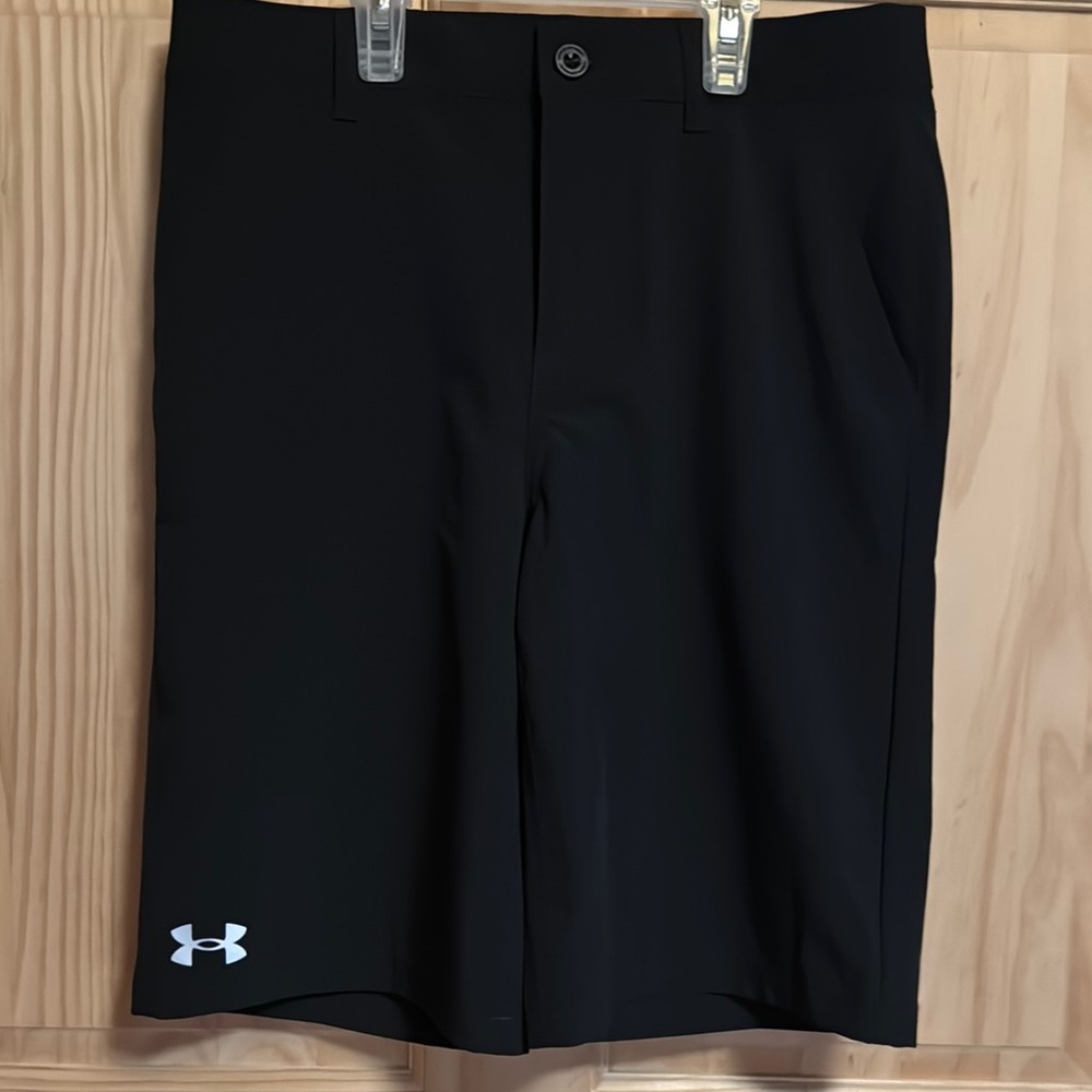 Under Armour Men's Black Shorts